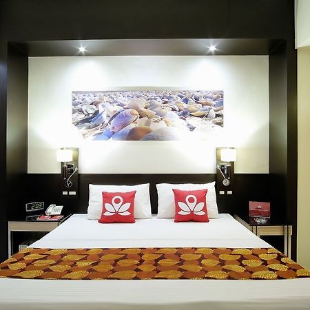 Zen Premium Mabini Street Hotel Manila Esterno foto